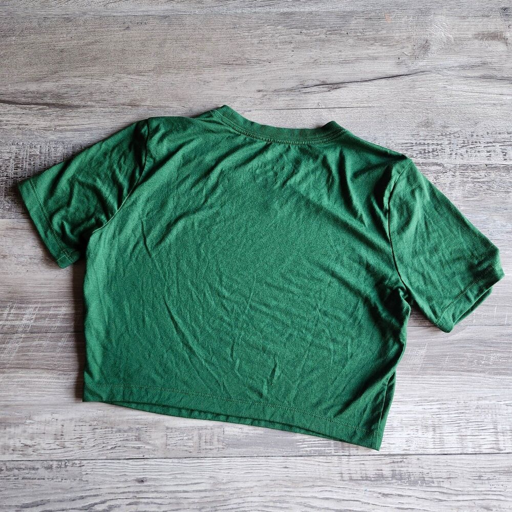 (M) Nike cropped tee shirt - Picture 4 of 4